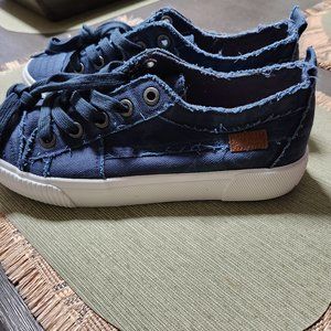 Blowfish Sneakers 9.5M